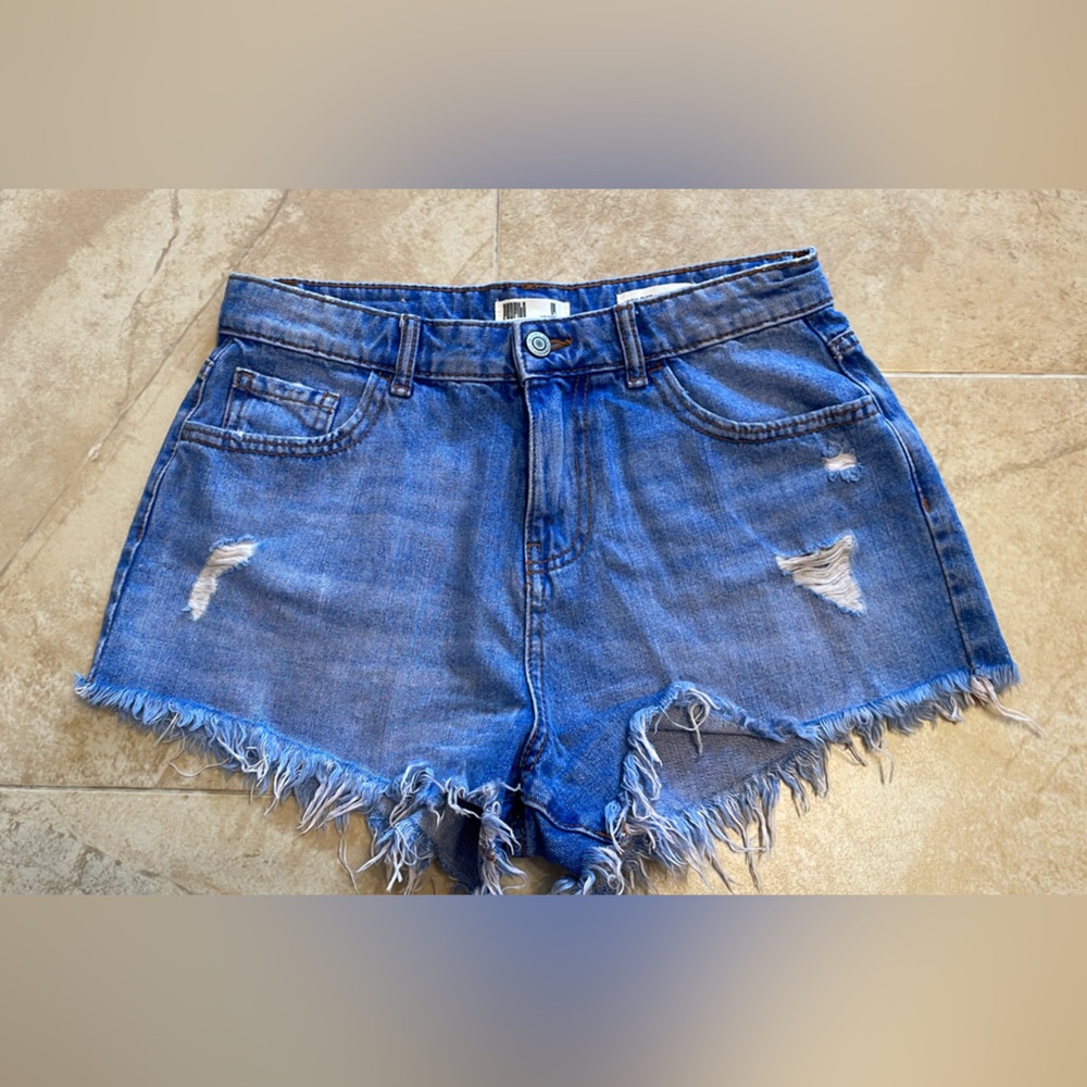 Ladies profile shorts size 7